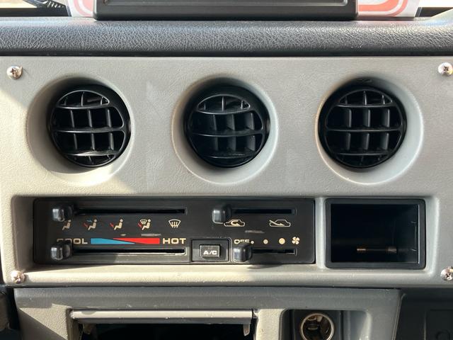 ジムニー ランドベンチャー 4WD アルミホイール エアコン CD(54枚目)