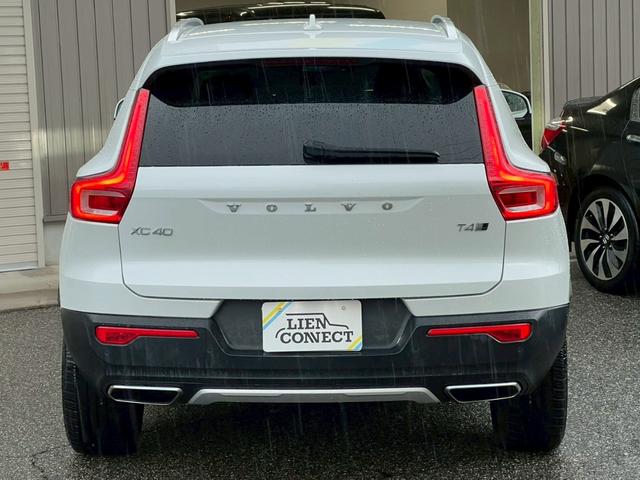 ＸＣ４０ Ｔ４　ＡＷＤ　インスクリプション　純正ナビ／全周囲カメラ／フルセグＴＶ／Ｂｌｕｅｔｏｏｔｈ／白革シート／ハーマンカードン／追従式クルーズコントロール／全席シートヒーター／純正アルミホイール（5枚目）