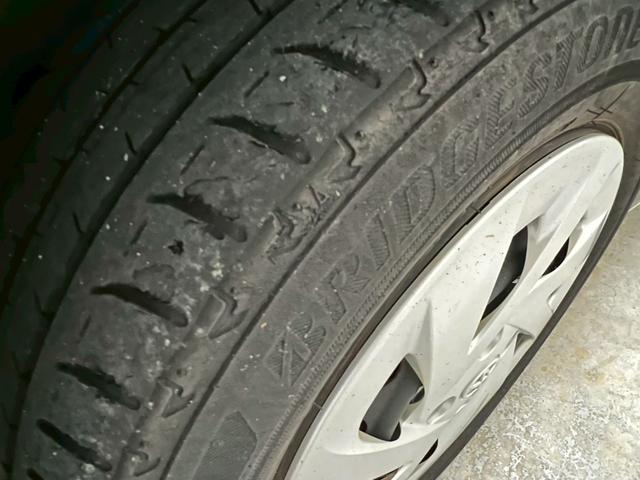 カローラアクシオ ＥＸ　社外ナビ／フルセグＴＶ／ＥＴＣ／Ｂｌｕｅｔｏｏｔｈ／プリクラッシュセーフティ／車線逸脱防止装置／スマートキープッシュスタート（12枚目）