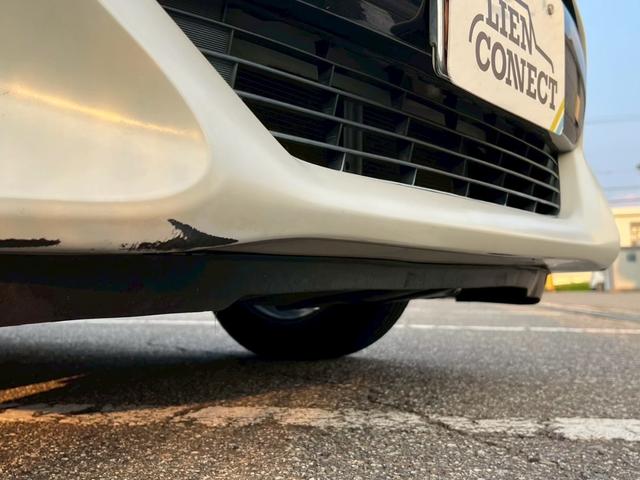 アクア Sスタイルブラック 社外SDナビ/バックカメラ/フルセグTV/社外アルミホイール/ETC/プリクラッシュセーフティ/車線逸脱防止装置/オートエアコン/スマートキープッシュスタート(16枚目)