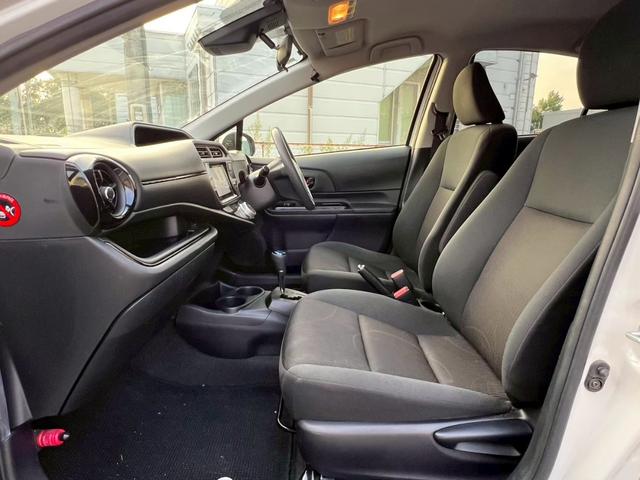 アクア Sスタイルブラック 社外SDナビ/バックカメラ/フルセグTV/社外アルミホイール/ETC/プリクラッシュセーフティ/車線逸脱防止装置/オートエアコン/スマートキープッシュスタート(20枚目)