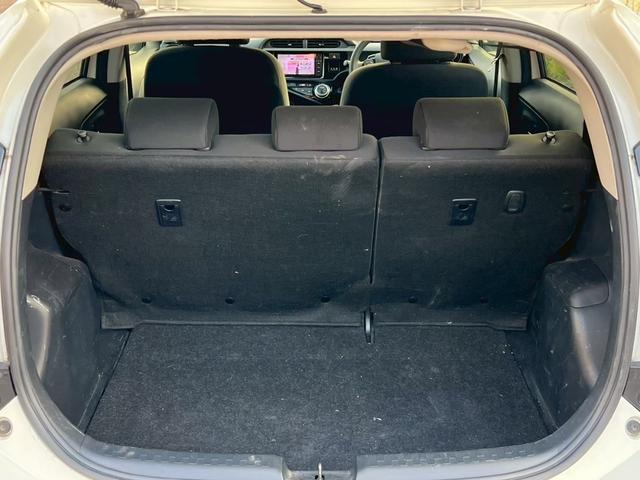 アクア Sスタイルブラック 社外SDナビ/バックカメラ/フルセグTV/社外アルミホイール/ETC/プリクラッシュセーフティ/車線逸脱防止装置/オートエアコン/スマートキープッシュスタート(22枚目)