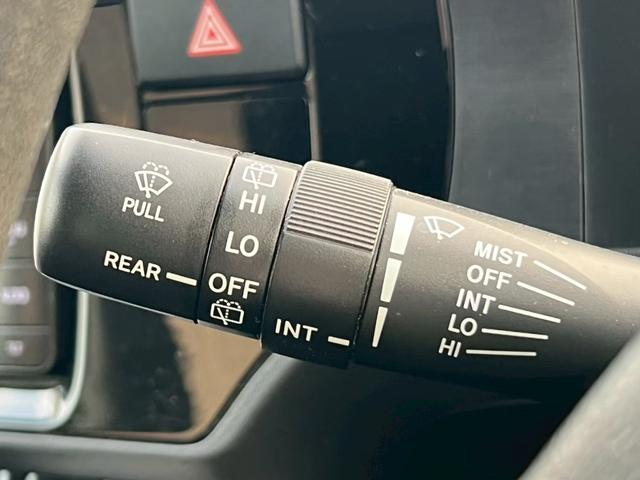 アクア Sスタイルブラック 社外SDナビ/バックカメラ/フルセグTV/社外アルミホイール/ETC/プリクラッシュセーフティ/車線逸脱防止装置/オートエアコン/スマートキープッシュスタート(29枚目)