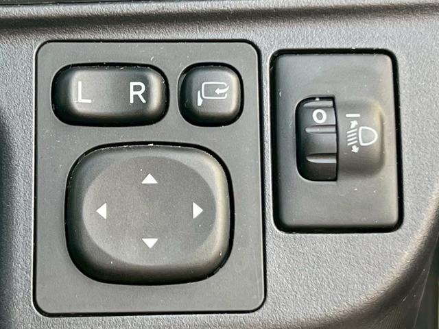 アクア Sスタイルブラック 社外SDナビ/バックカメラ/フルセグTV/社外アルミホイール/ETC/プリクラッシュセーフティ/車線逸脱防止装置/オートエアコン/スマートキープッシュスタート(40枚目)