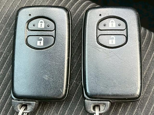 アクア Sスタイルブラック 社外SDナビ/バックカメラ/フルセグTV/社外アルミホイール/ETC/プリクラッシュセーフティ/車線逸脱防止装置/オートエアコン/スマートキープッシュスタート(44枚目)