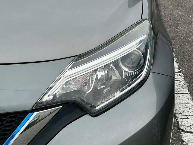 ノート ｅ－パワー　メダリスト　純正ナビ／全周囲カメラ／フルセグテレビ／デジタルインナーミラー／オートエアコン／車線逸脱防止装置／スマートキープッシュスタート（6枚目）