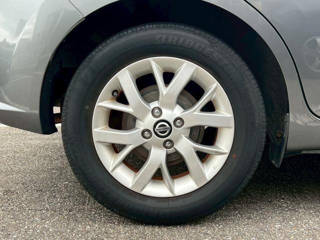 ノート ｅ－パワー　メダリスト　純正ナビ／全周囲カメラ／フルセグテレビ／デジタルインナーミラー／オートエアコン／車線逸脱防止装置／スマートキープッシュスタート（10枚目）