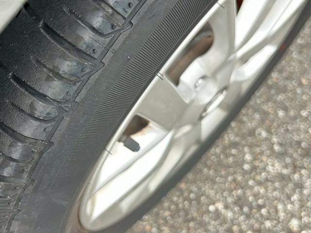 ノート ｅ－パワー　メダリスト　純正ナビ／全周囲カメラ／フルセグテレビ／デジタルインナーミラー／オートエアコン／車線逸脱防止装置／スマートキープッシュスタート（12枚目）