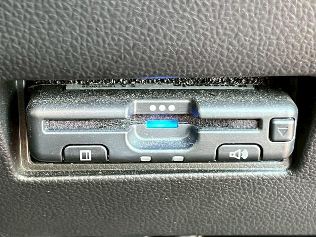 スイフトスポーツ ベースグレード ベースグレード(5名)社外ナビ/バックカメラ/フルセグTV/Bluetooth/クルーズコントロール/ETC/シートヒーター/オートエアコン/スマートキープッシュスタート/スペアキー(38枚目)