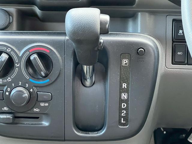 エブリイ ジョイン 4WD/スズキセーフティサポート/車線逸脱防止装置/コーナーセンサー/USBソケット/キーレスエントリー/アイドリングストップ(30枚目)