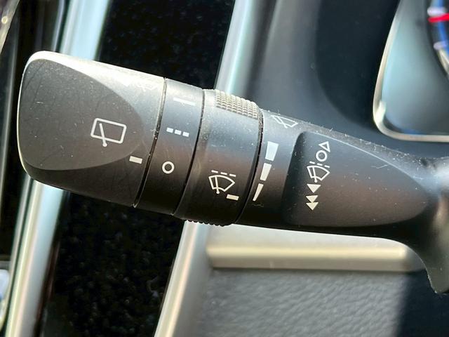 ハリアー エレガンス　社外ナビ／バックカメラ／フルセグＴＶ／エアロ／ＥＴＣ／オートライト／オートエアコン／スマートキープッシュスタート／パワーシート（35枚目）