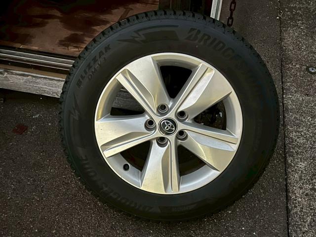 ハリアー エレガンス　純正アルミホイール履替／社外ナビ／バックカメラ／フルセグＴＶ／ＥＴＣ／パワーシート（9枚目）