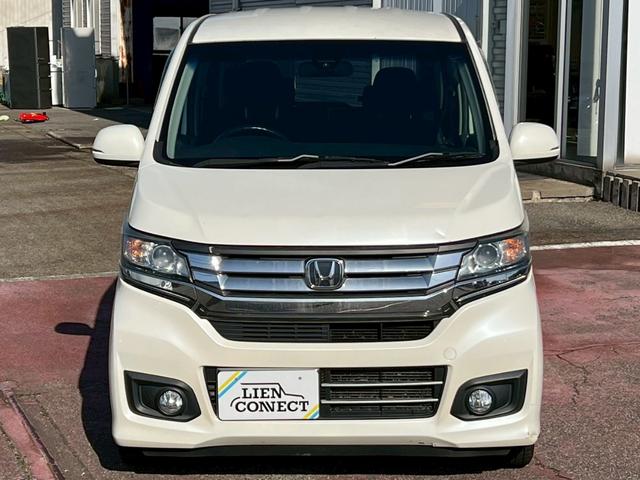 Ｎ－ＷＧＮカスタム Ｇ・ターボパッケージ　ナビ／フルセグＴＶ／オートエアコン／クルーズコントロール／ＥＴＣ／純正アルミホイール／スマートキープッシュスタート（4枚目）