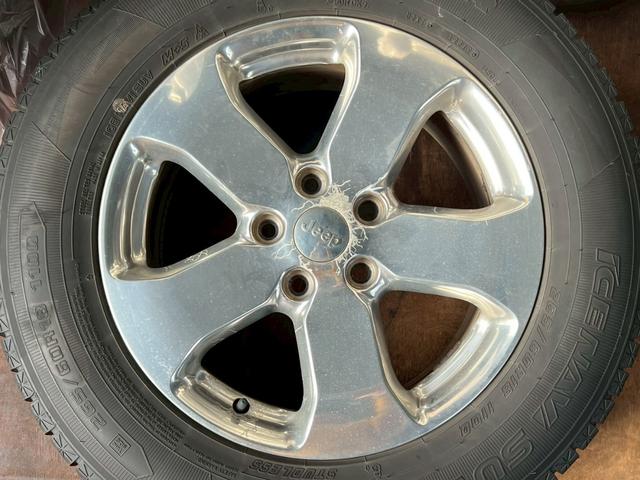 ジープ・グランドチェロキー リミテッド 純正アルミ履替/ナビ/フルセグTV/Bluetooth/クルーズコントロール/キーレスエントリー/シートヒーター/オートライト(12枚目)