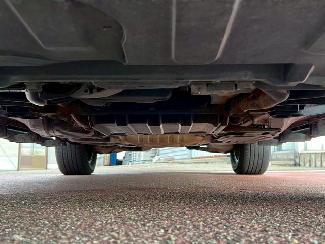 ジープ・グランドチェロキー リミテッド 純正アルミ履替/ナビ/フルセグTV/Bluetooth/クルーズコントロール/キーレスエントリー/シートヒーター/オートライト(15枚目)