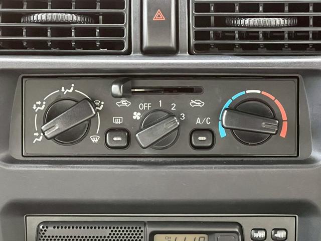 NV100クリッパーバン DX AT/エアコン/両側スライドドア(32枚目)