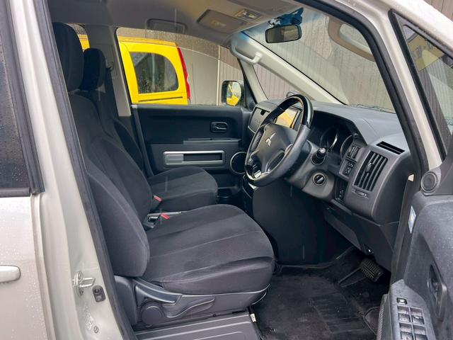 デリカD:5 M ナビ/バックカメラ/フルセグTV/左側パワースライド/キーレスエントリー/スペアキー/ETC/社外アルミホイール(18枚目)