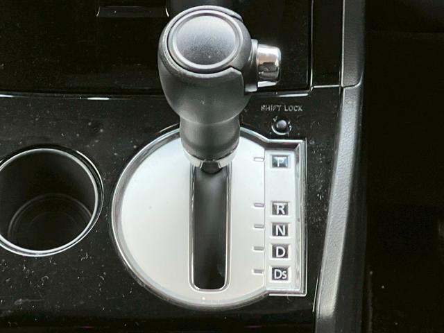 デリカD:5 M ナビ/バックカメラ/フルセグTV/左側パワースライド/キーレスエントリー/スペアキー/ETC/社外アルミホイール(32枚目)