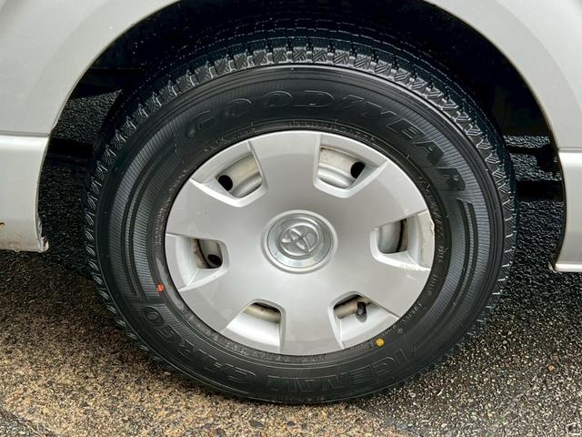 ハイエースバン 社外ナビ/エアコン/両側スライドドア/キーレスエントリー(10枚目)