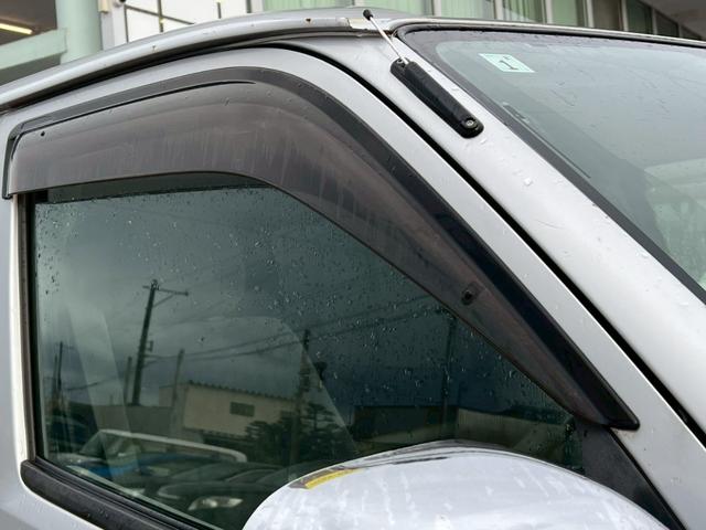 ハイエースバン 社外ナビ/エアコン/両側スライドドア/キーレスエントリー(15枚目)