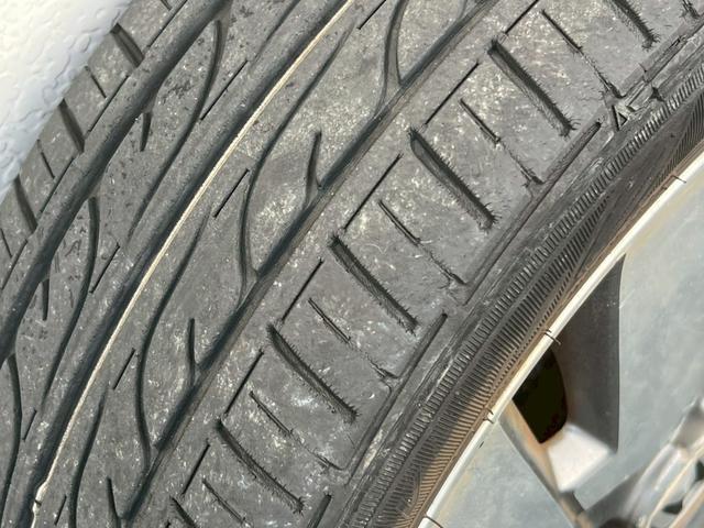 ライフ ディーバスマートスタイル　純正アルミホイール履替／ディーラーナビ／デジタルＴＶ／バックカメラ／ＵＳＢ接続／オートエアコン／キーレスエントリー／スペアキー／ＨＩＤヘッドライト（17枚目）