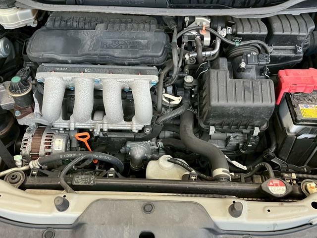 フィットシャトル １５Ｘ　純正ナビ／フルセグＴＶ／オートエアコン／キーレスエントリー／ＥＴＣ（15枚目）