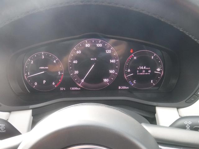 ＣＸ－６０ ＸＤ　エクスクルーシブモード　４ＷＤ　マツダコネクトナビ　全方位モニター　サンルーフ　パワーバックドア　ＨＵＤ　スマートキー２個　ＬＥＤヘッドライト　パワーシート　シートヒーター　ベンチレーション　ハンドルヒーター（16枚目）