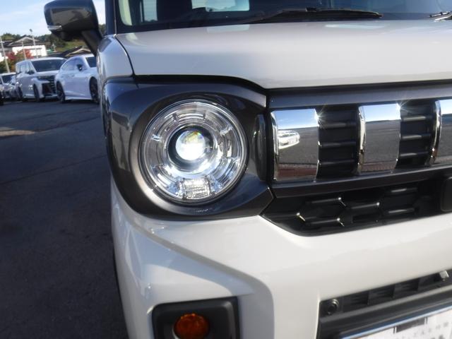 スペーシアギア ハイブリッドXZ 4WD ワンオーナー 禁煙車 純正9インチメモリーナビ フルセグTV 全方位カメラ ステアリングヒーター スズキセーフティサポート LEDヘッドライト シートヒーター 両側パワースライドドア HUD(10枚目)