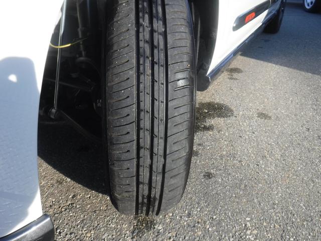 スペーシアギア ハイブリッドXZ 4WD ワンオーナー 禁煙車 純正9インチメモリーナビ フルセグTV 全方位カメラ ステアリングヒーター スズキセーフティサポート LEDヘッドライト シートヒーター 両側パワースライドドア HUD(13枚目)