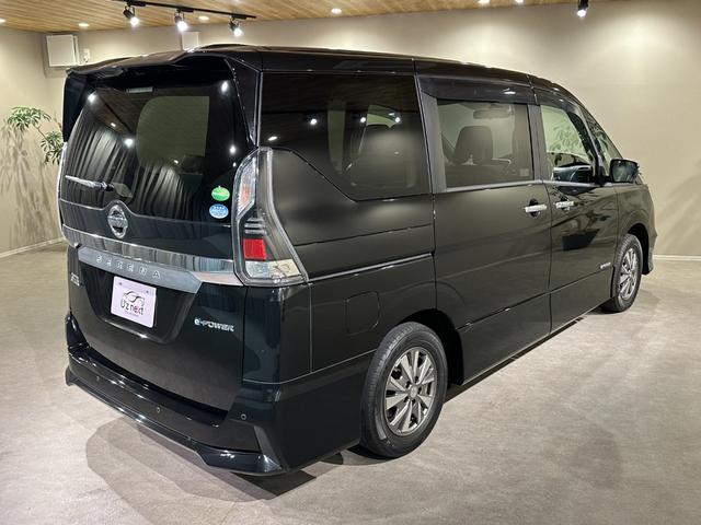 セレナ e-パワー ハイウェイスター 純正9インチナビ/TV/CD/DVD/Bluetooth アランドビューモニター ETC 純正後席モニター シート&ステアリングヒーター クルコン LEDライト フォグライト(16枚目)