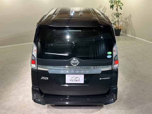 セレナ e-パワー ハイウェイスター 純正9インチナビ/TV/CD/DVD/Bluetooth アランドビューモニター ETC 純正後席モニター シート&ステアリングヒーター クルコン LEDライト フォグライト(19枚目)