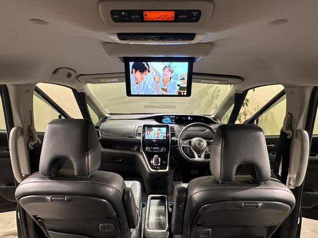 セレナ e-パワー ハイウェイスター 純正9インチナビ/TV/CD/DVD/Bluetooth アランドビューモニター ETC 純正後席モニター シート&ステアリングヒーター クルコン LEDライト フォグライト(37枚目)