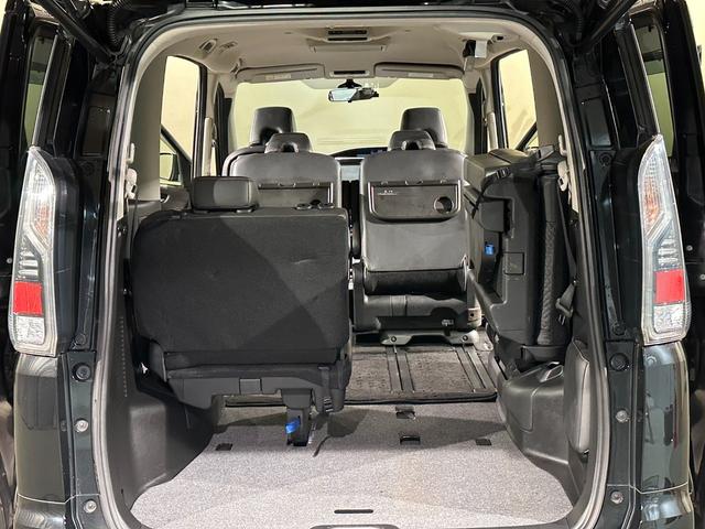 セレナ e-パワー ハイウェイスター 純正9インチナビ/TV/CD/DVD/Bluetooth アランドビューモニター ETC 純正後席モニター シート&ステアリングヒーター クルコン LEDライト フォグライト(48枚目)