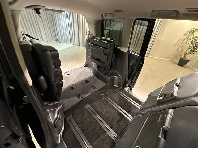 セレナ e-パワー ハイウェイスター 純正9インチナビ/TV/CD/DVD/Bluetooth アランドビューモニター ETC 純正後席モニター シート&ステアリングヒーター クルコン LEDライト フォグライト(52枚目)