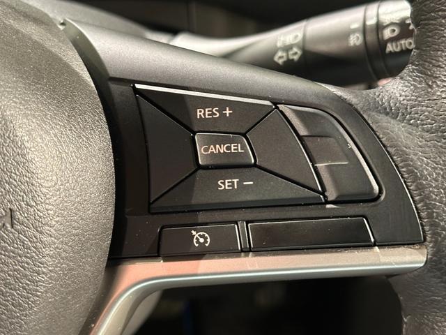 セレナ e-パワー ハイウェイスター 純正9インチナビ/TV/CD/DVD/Bluetooth アランドビューモニター ETC 純正後席モニター シート&ステアリングヒーター クルコン LEDライト フォグライト(57枚目)