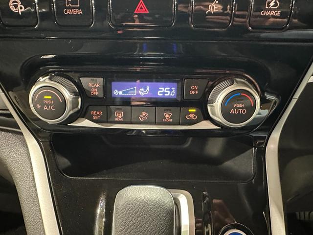 セレナ e-パワー ハイウェイスター 純正9インチナビ/TV/CD/DVD/Bluetooth アランドビューモニター ETC 純正後席モニター シート&ステアリングヒーター クルコン LEDライト フォグライト(62枚目)