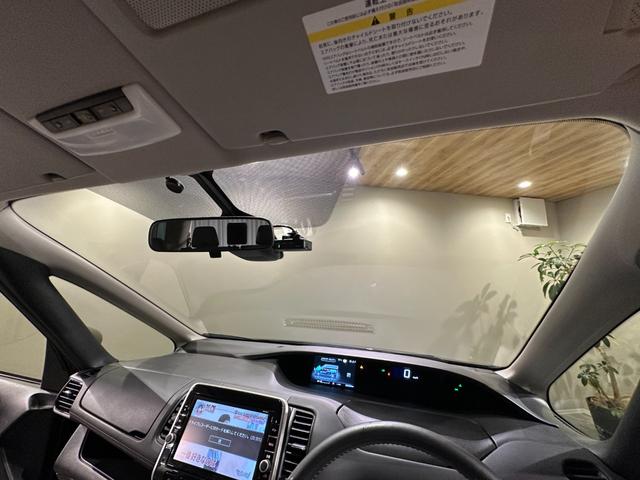 セレナ e-パワー ハイウェイスター 純正9インチナビ/TV/CD/DVD/Bluetooth アランドビューモニター ETC 純正後席モニター シート&ステアリングヒーター クルコン LEDライト フォグライト(72枚目)