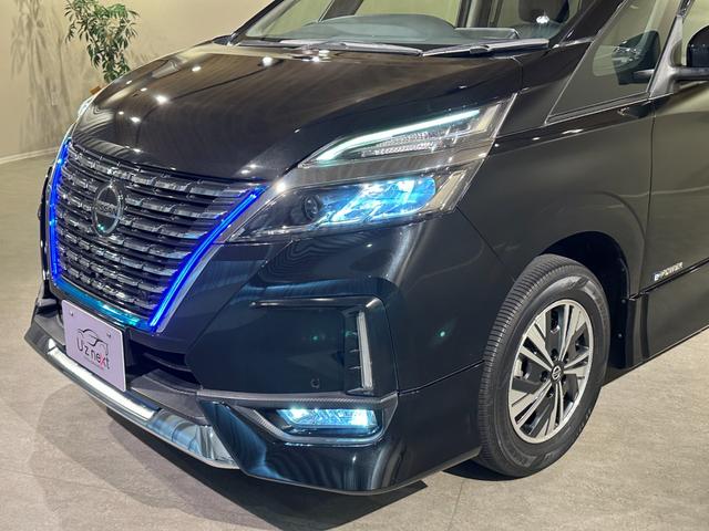 セレナ ｅ－パワー　ハイウェイスターＶ　純正エアロ　プロパイロット　純正９インチナビ／ＴＶ／ＣＤ／ＤＶＤ／Ｂｌｕｅｔｏｏｔｈ　アランドビューモニター　ドラレコ　ＥＴＣ　シートヒーター　ＬＥＤライト　フォグライト　両側パワスラドア（9枚目）
