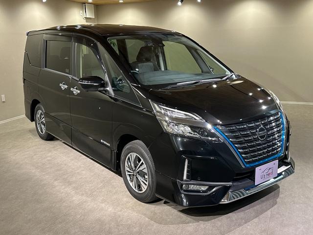 セレナ ｅ－パワー　ハイウェイスターＶ　純正エアロ　プロパイロット　純正９インチナビ／ＴＶ／ＣＤ／ＤＶＤ／Ｂｌｕｅｔｏｏｔｈ　アランドビューモニター　ドラレコ　ＥＴＣ　シートヒーター　ＬＥＤライト　フォグライト　両側パワスラドア（12枚目）