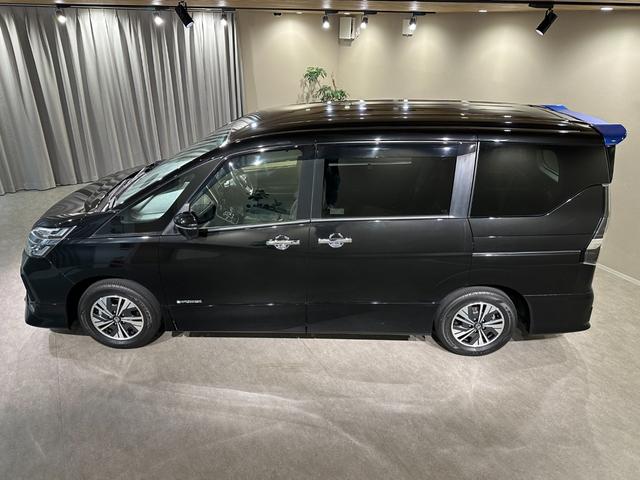 セレナ ｅ－パワー　ハイウェイスターＶ　純正エアロ　プロパイロット　純正９インチナビ／ＴＶ／ＣＤ／ＤＶＤ／Ｂｌｕｅｔｏｏｔｈ　アランドビューモニター　ドラレコ　ＥＴＣ　シートヒーター　ＬＥＤライト　フォグライト　両側パワスラドア（16枚目）