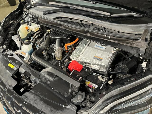 セレナ ｅ－パワー　ハイウェイスターＶ　純正エアロ　プロパイロット　純正９インチナビ／ＴＶ／ＣＤ／ＤＶＤ／Ｂｌｕｅｔｏｏｔｈ　アランドビューモニター　ドラレコ　ＥＴＣ　シートヒーター　ＬＥＤライト　フォグライト　両側パワスラドア（26枚目）
