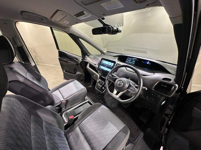 セレナ ｅ－パワー　ハイウェイスターＶ　純正エアロ　プロパイロット　純正９インチナビ／ＴＶ／ＣＤ／ＤＶＤ／Ｂｌｕｅｔｏｏｔｈ　アランドビューモニター　ドラレコ　ＥＴＣ　シートヒーター　ＬＥＤライト　フォグライト　両側パワスラドア（33枚目）