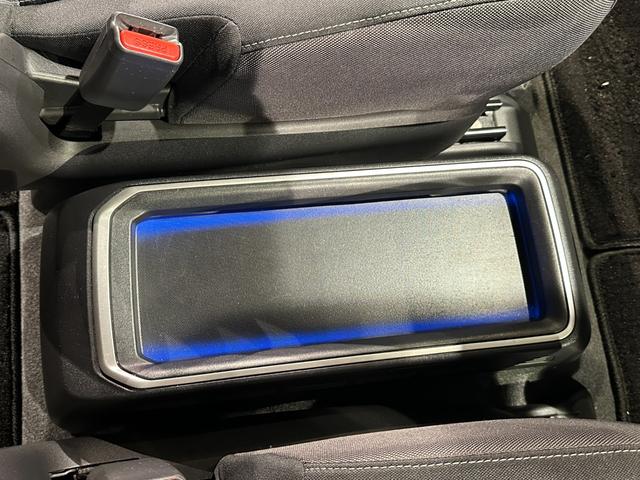 セレナ ｅ－パワー　ハイウェイスターＶ　純正エアロ　プロパイロット　純正９インチナビ／ＴＶ／ＣＤ／ＤＶＤ／Ｂｌｕｅｔｏｏｔｈ　アランドビューモニター　ドラレコ　ＥＴＣ　シートヒーター　ＬＥＤライト　フォグライト　両側パワスラドア（36枚目）