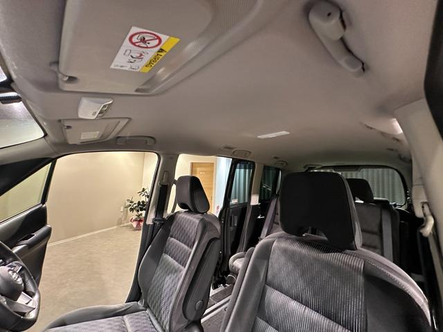 セレナ ｅ－パワー　ハイウェイスターＶ　純正エアロ　プロパイロット　純正９インチナビ／ＴＶ／ＣＤ／ＤＶＤ／Ｂｌｕｅｔｏｏｔｈ　アランドビューモニター　ドラレコ　ＥＴＣ　シートヒーター　ＬＥＤライト　フォグライト　両側パワスラドア（40枚目）