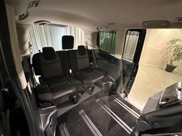 セレナ ｅ－パワー　ハイウェイスターＶ　純正エアロ　プロパイロット　純正９インチナビ／ＴＶ／ＣＤ／ＤＶＤ／Ｂｌｕｅｔｏｏｔｈ　アランドビューモニター　ドラレコ　ＥＴＣ　シートヒーター　ＬＥＤライト　フォグライト　両側パワスラドア（51枚目）