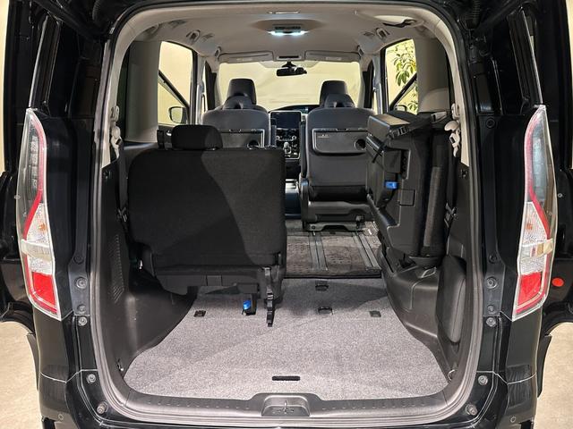 セレナ ｅ－パワー　ハイウェイスターＶ　純正エアロ　プロパイロット　純正９インチナビ／ＴＶ／ＣＤ／ＤＶＤ／Ｂｌｕｅｔｏｏｔｈ　アランドビューモニター　ドラレコ　ＥＴＣ　シートヒーター　ＬＥＤライト　フォグライト　両側パワスラドア（54枚目）