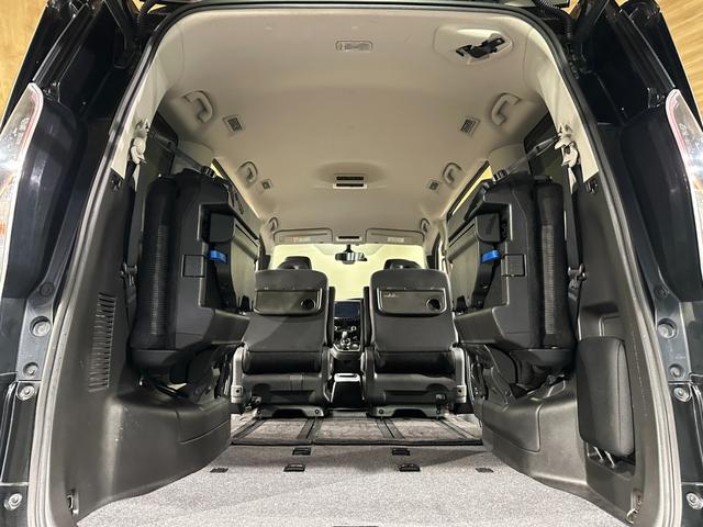 セレナ ｅ－パワー　ハイウェイスターＶ　純正エアロ　プロパイロット　純正９インチナビ／ＴＶ／ＣＤ／ＤＶＤ／Ｂｌｕｅｔｏｏｔｈ　アランドビューモニター　ドラレコ　ＥＴＣ　シートヒーター　ＬＥＤライト　フォグライト　両側パワスラドア（57枚目）