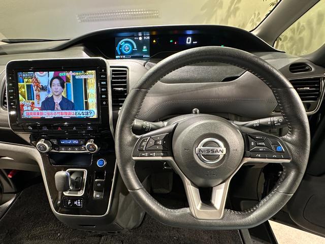 セレナ ｅ－パワー　ハイウェイスターＶ　純正エアロ　プロパイロット　純正９インチナビ／ＴＶ／ＣＤ／ＤＶＤ／Ｂｌｕｅｔｏｏｔｈ　アランドビューモニター　ドラレコ　ＥＴＣ　シートヒーター　ＬＥＤライト　フォグライト　両側パワスラドア（59枚目）