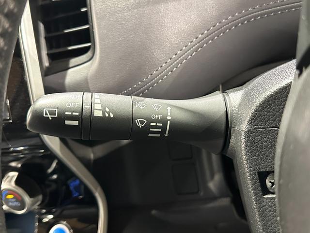 セレナ ｅ－パワー　ハイウェイスターＶ　純正エアロ　プロパイロット　純正９インチナビ／ＴＶ／ＣＤ／ＤＶＤ／Ｂｌｕｅｔｏｏｔｈ　アランドビューモニター　ドラレコ　ＥＴＣ　シートヒーター　ＬＥＤライト　フォグライト　両側パワスラドア（63枚目）