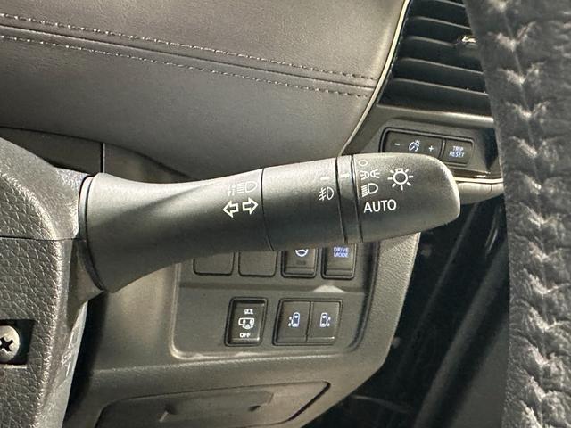 セレナ ｅ－パワー　ハイウェイスターＶ　純正エアロ　プロパイロット　純正９インチナビ／ＴＶ／ＣＤ／ＤＶＤ／Ｂｌｕｅｔｏｏｔｈ　アランドビューモニター　ドラレコ　ＥＴＣ　シートヒーター　ＬＥＤライト　フォグライト　両側パワスラドア（64枚目）